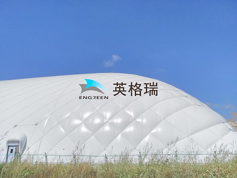 大風中的氣膜館：實力見證安全與穩定